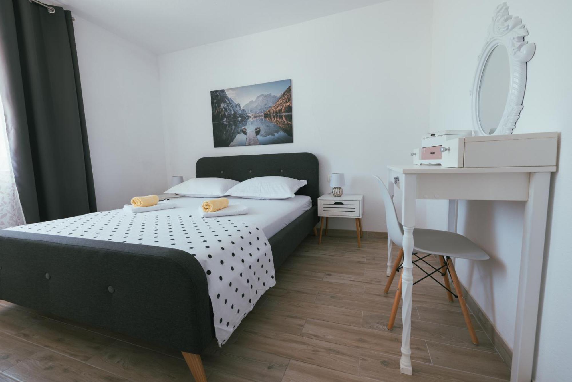 Apartments Marusic Makarská Pokoj fotografie